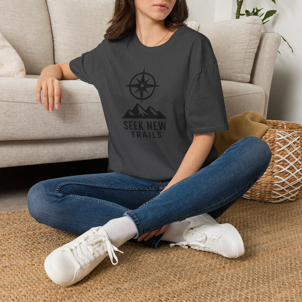 Nighttime silhouette scene T-Shirt